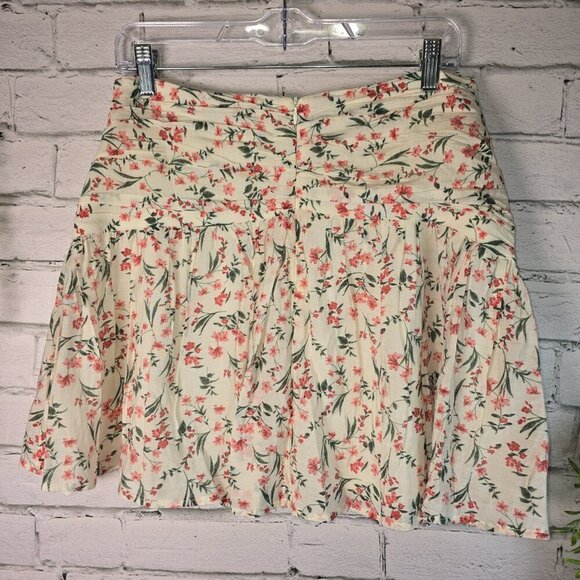 WOMENS MINKPINK FLORAL SKIRT ROUCHING LINED ZIPPERED BACK MIDI LENGTH SIZE MED - Picture 6 of 6